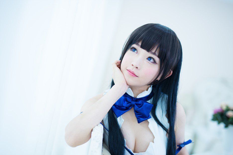 Hestia Cosplay Leaves Adventurers Wanting To Join Her Familia JList Blog
