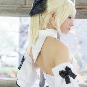 Fate Stay Night Saber Lily Cosplay 0040