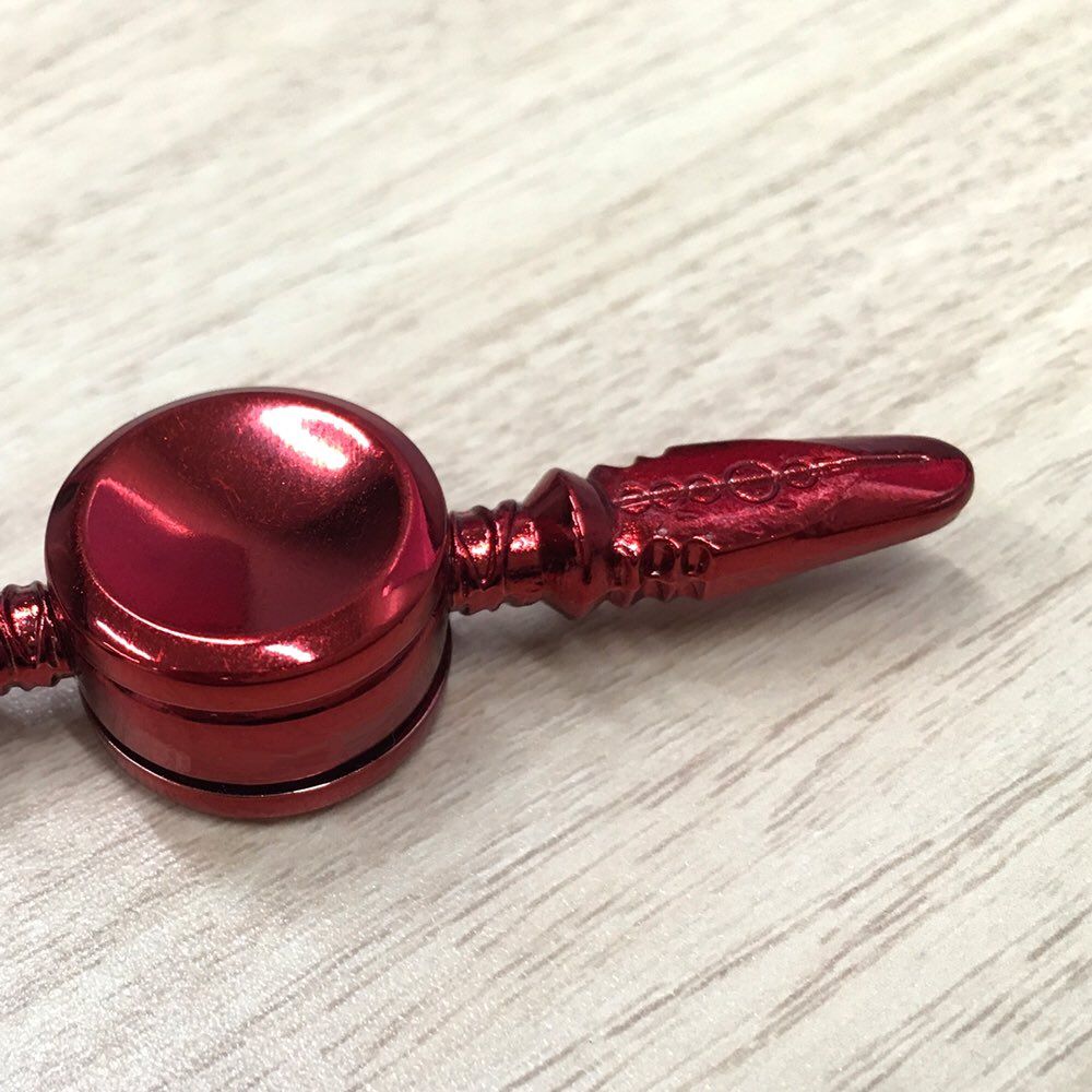 Fate Stay Night Fans Can Now Wield The GáE Bolg As A Fidget Spinner 3