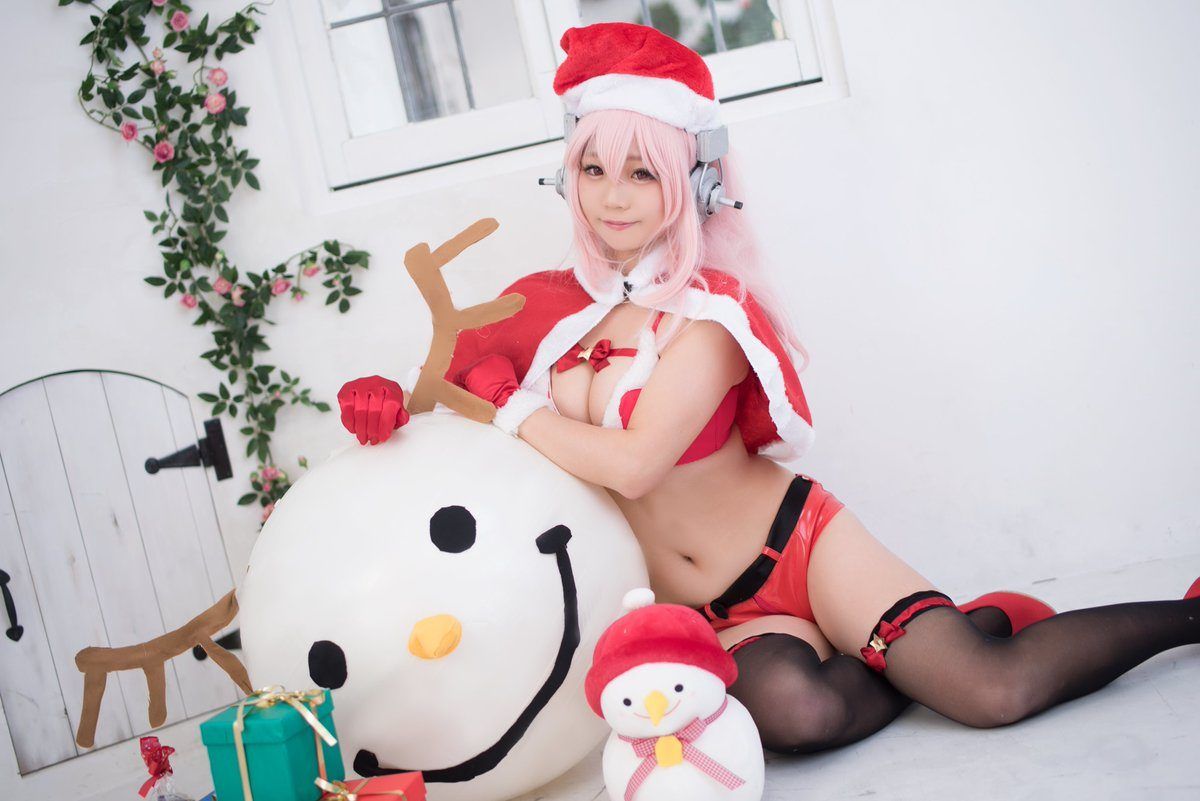 Celebrate Christmas Early With This Super Sonico Cosplay 2