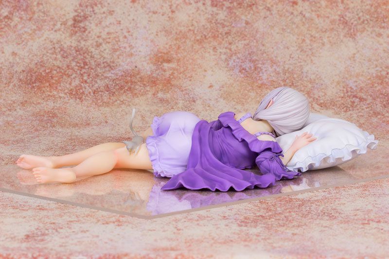 Re Zero Emilia Sleeping Version Anime Figure 0005