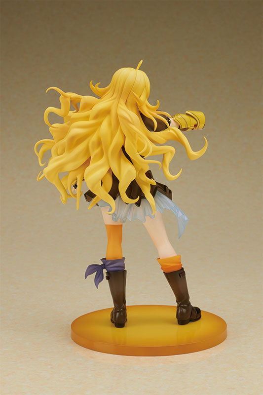 rwby yang xiao long figure