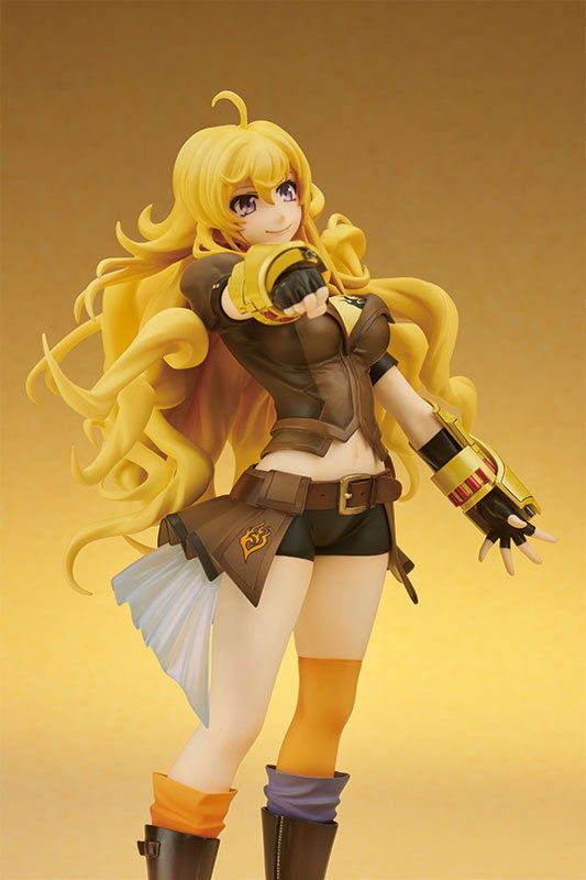 rwby yang xiao long figure