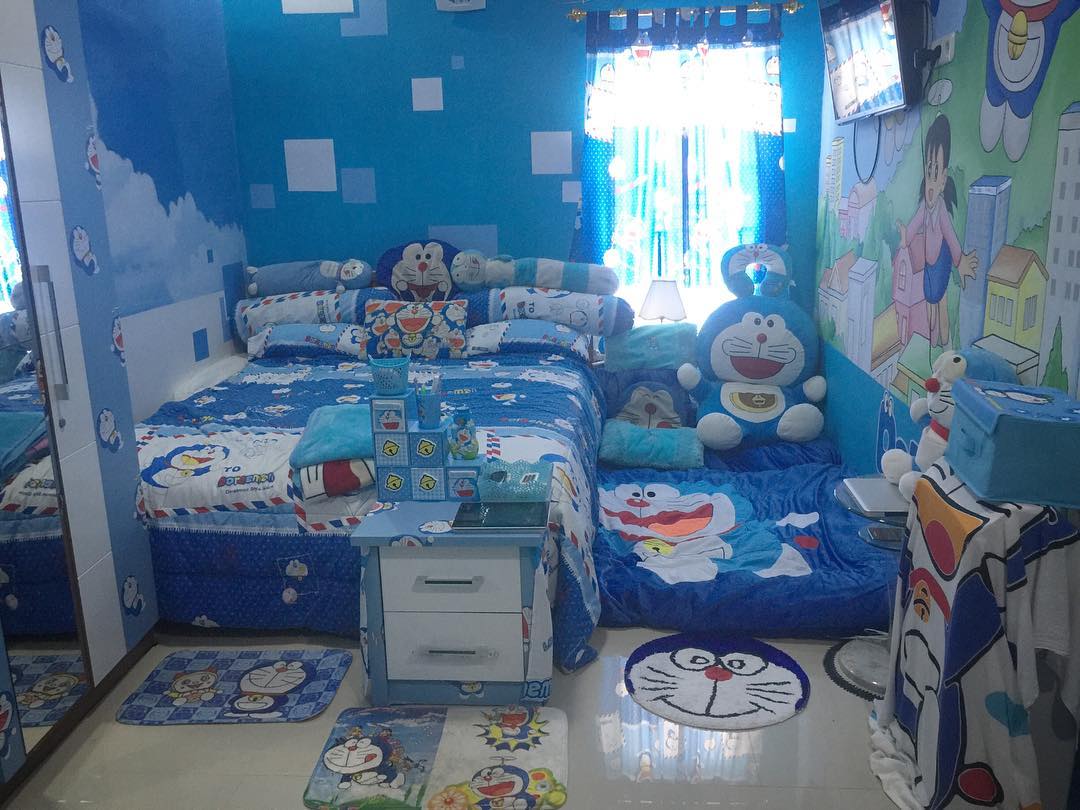 Indonesian Family Decorates their Home  in Doraemon  Theme 