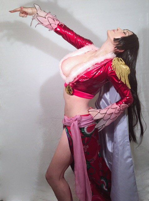 Mika Kano Cosplays As Boa Hancock From One Piece 3