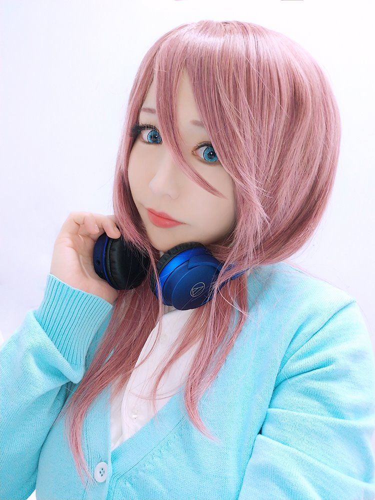 The Quintessential Quintuplets Miku Nakano Cosplay By Chihiro 2