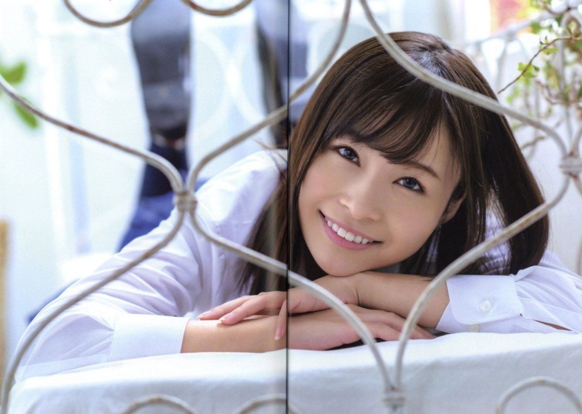 Asuna Kawai Smiling At You