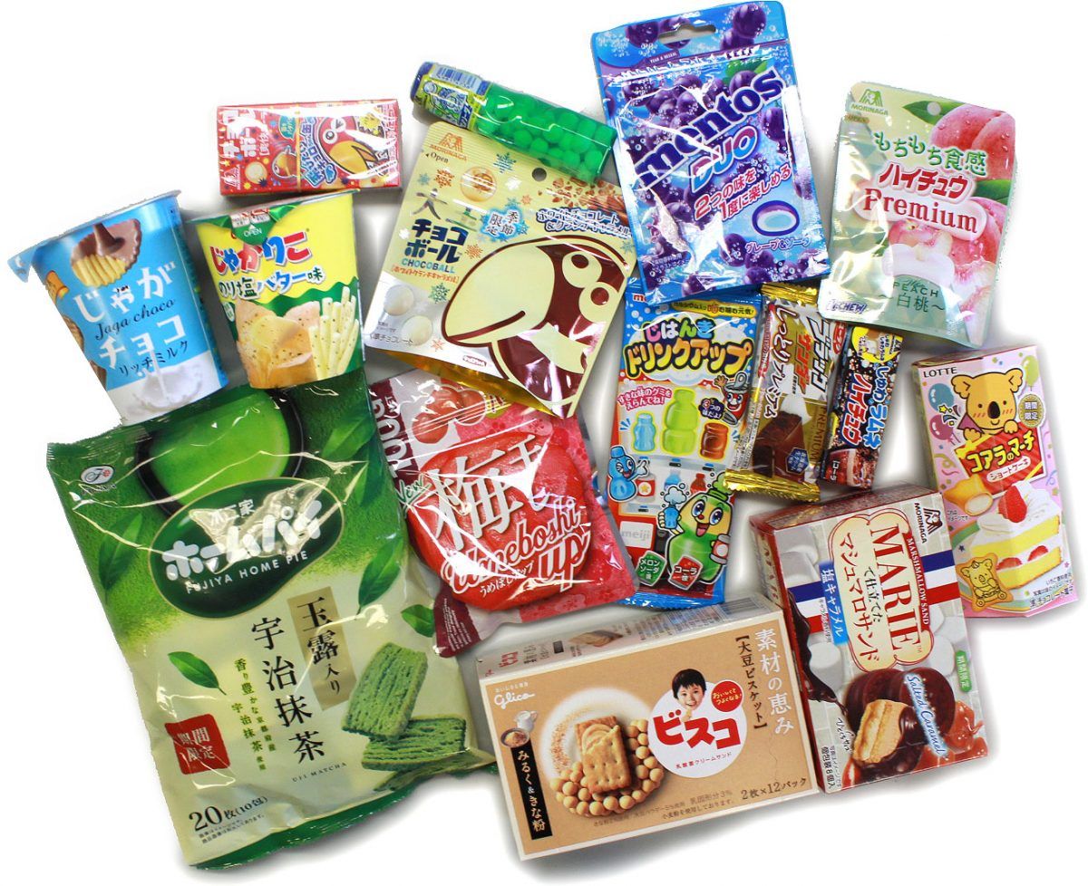 Look At All These Japanese Snacks You Get!