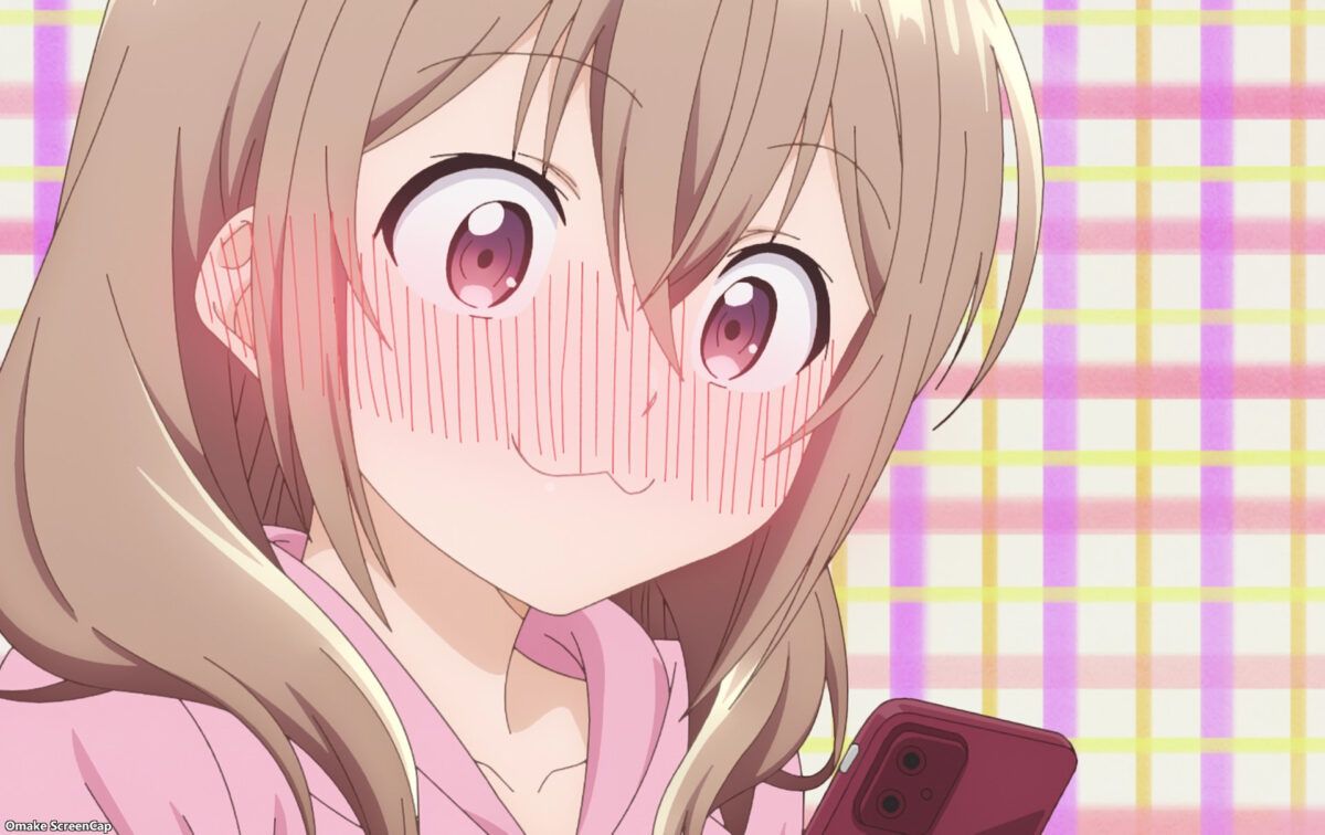 My Tiny Senpai Episode 7 Shiori Blushes At Phone
